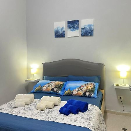 Zimari Apartment Naples Luaran gambar