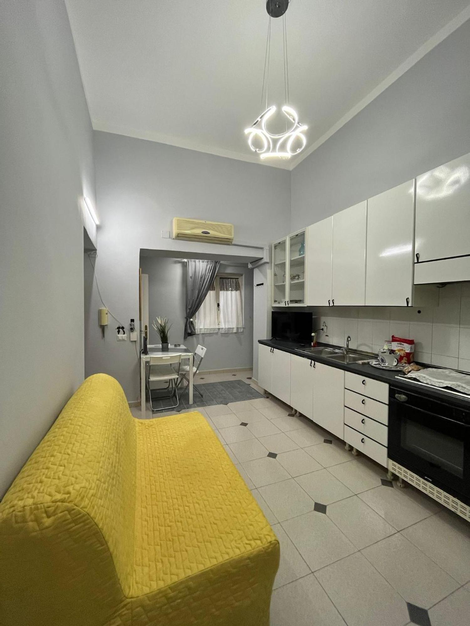 Zimari Apartment Naples Luaran gambar