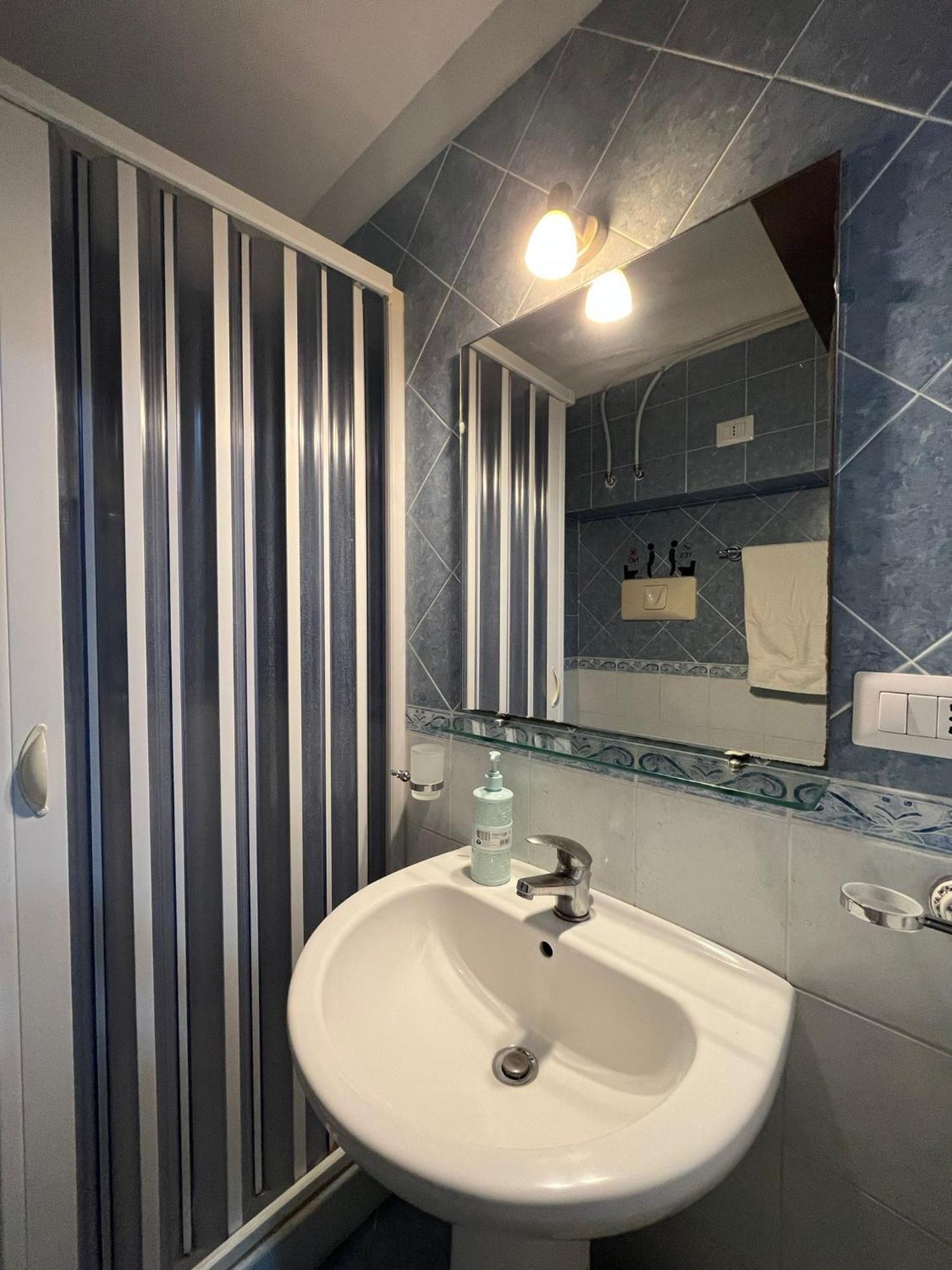 Zimari Apartment Naples Luaran gambar